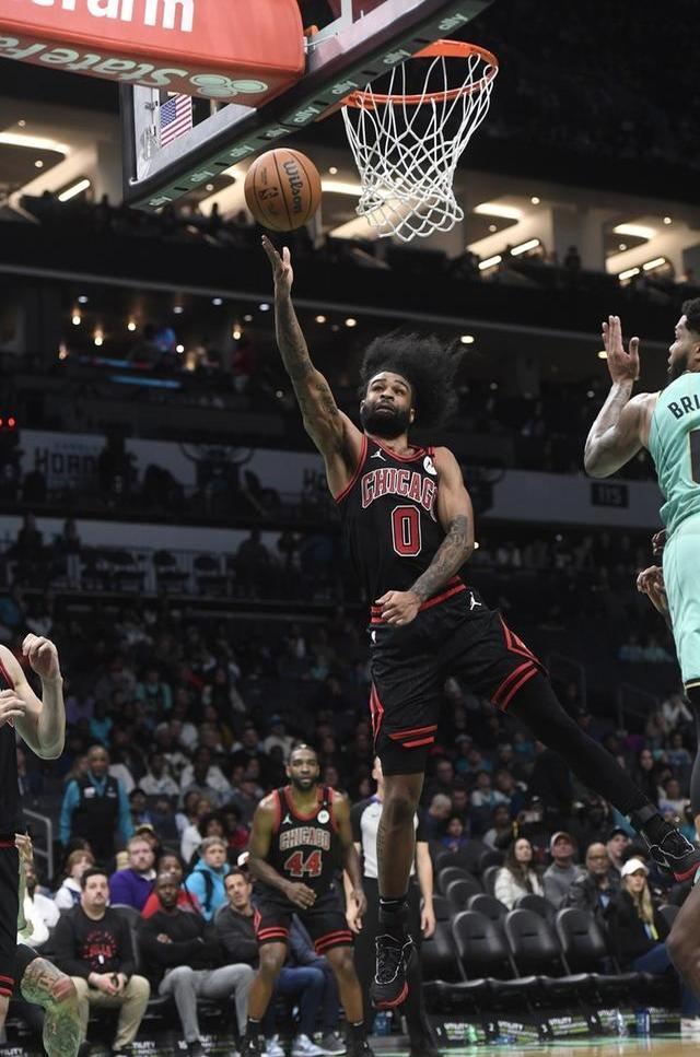 NBA季后赛倒计时；夏洛特黄蜂今晨强势反弹；细节引发关注；管理层满意；训练强度明显提升的简单介绍