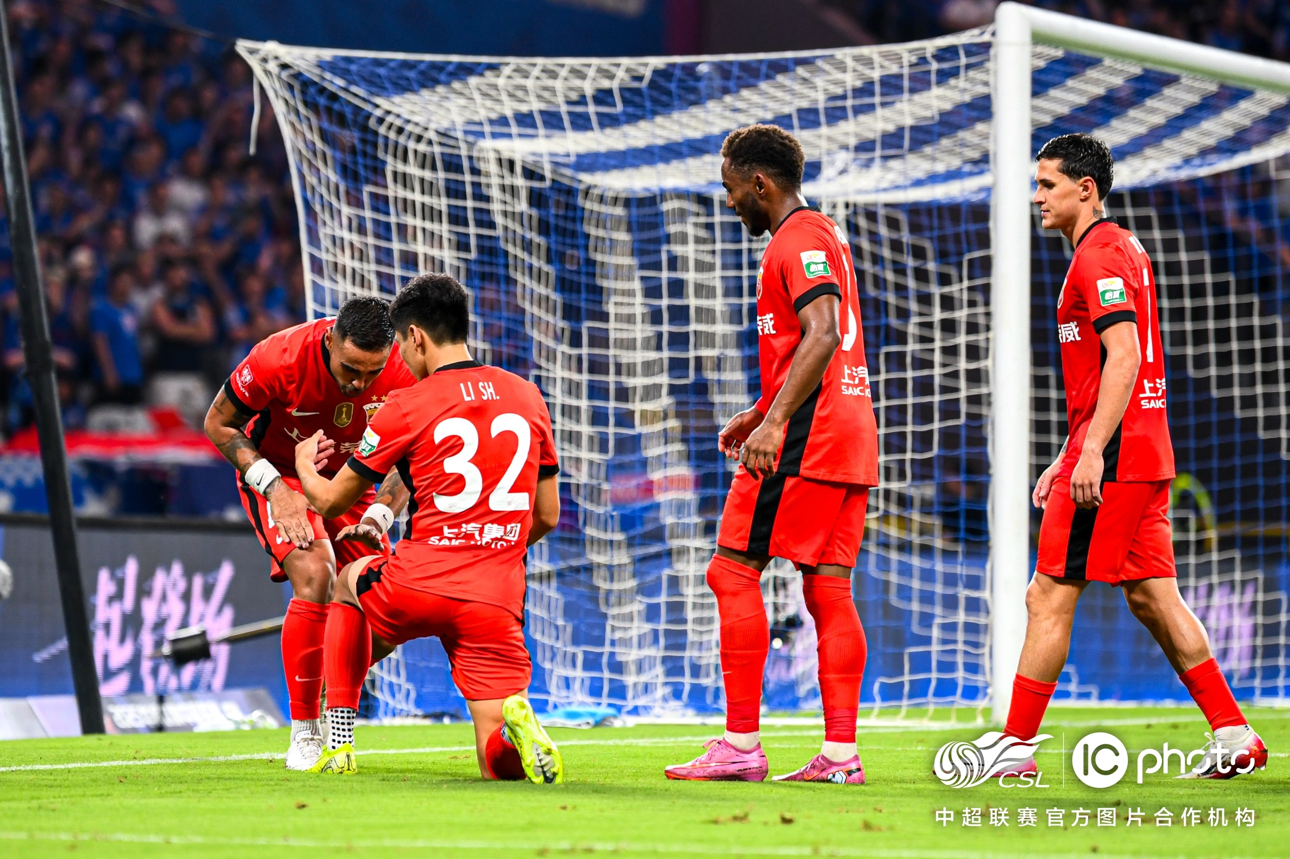 法国杯倒计时，上海申花转会期再遭质疑，细节引发关注，气氛紧张，赛程密集仍需轮换的简单介绍